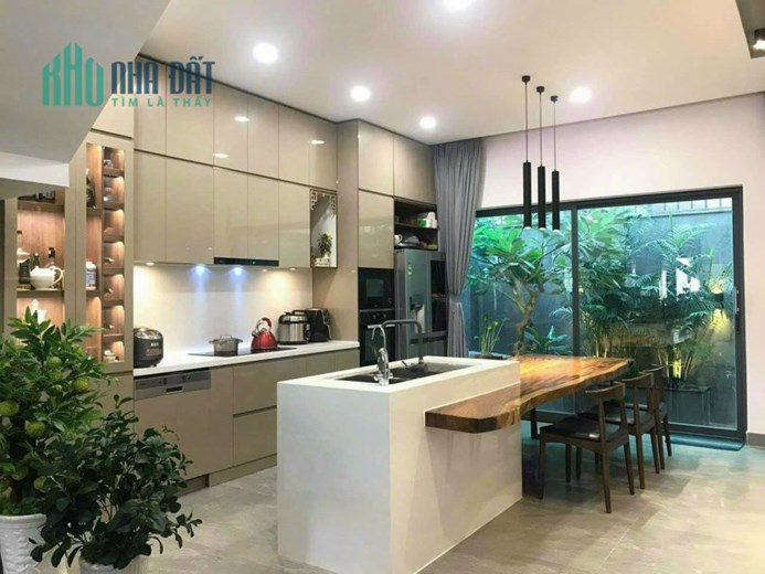 Bán nhà Cây Trâm, P9 DT: 4.6x20m. Giá: 7.6 tỷ TL. 3L. HĐT: 30tr/th