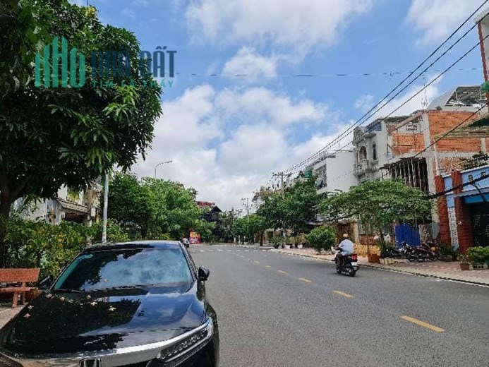 Bán Gấp Building Mat Tien Bình Lợi, Phường 13, Quận Bình Thạnh