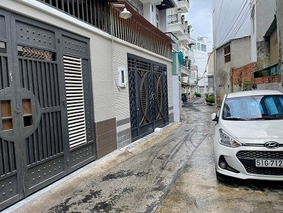Cần Bán lô đất khu phân lô P6 Gò Vấp, hẻm xe hơi , tặng kèm nhà cấp 4 tại Gò Vấp - Tp. HCM