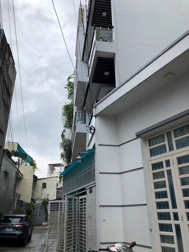 Cần Bán lô đất khu phân lô P6 Gò Vấp, hẻm xe hơi , tặng kèm nhà cấp 4 tại Gò Vấp - Tp. HCM