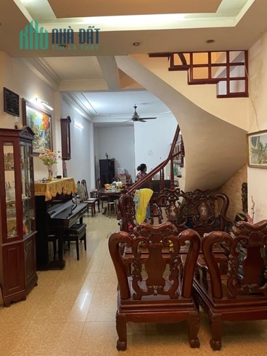 Bán nhà Nguyễn Trãi  60m x 5 T  MT 5m giá 6,7 tỷ