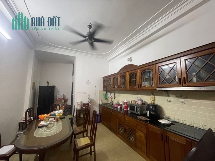 Bán nhà Nguyễn Trãi  60m x 5 T  MT 5m giá 6,7 tỷ