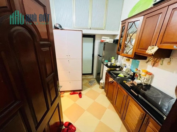 Bán nhà tập thể phố Lạc Trung,60m2, 2N1VS, full đồ, giá 1,95 tỷ