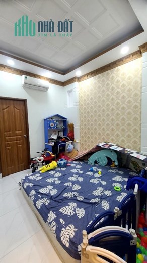 Ô TÔ NGỦ TRONG NHÀ SÁT VÁCH QUẬN 7 XÂY DỰNG 4 TẦNG - 51M2 (4.1mX12.5m) - CHỈ 5.6 TỶ
