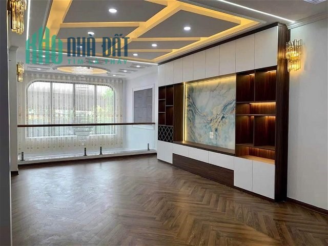 Bán nhà phường Xuân Tảo -oto vào nhà-Thang máy-Kinh doanh 60m 6tầng 9.1T