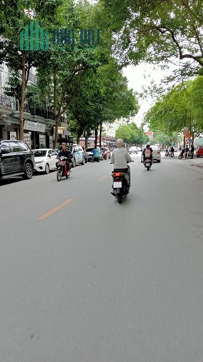 Bán gấp tòa nhà VP phố Xuân Thủy, Trần Thái Tông,  Dịch Vọng Hậu, Cầu Giấy,  dt 400  m² giá 320 tỷ