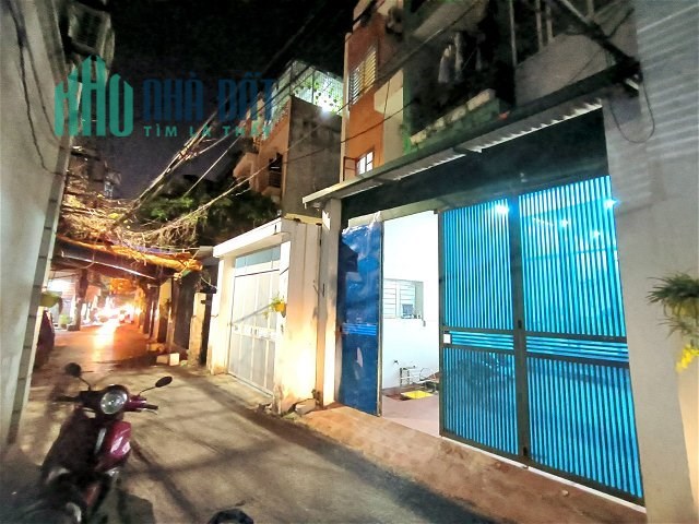 Bán nhà  Xuân Đỉnh Lô góc -Oto vào nhà 110m 4 tầng 11.4tỷ
