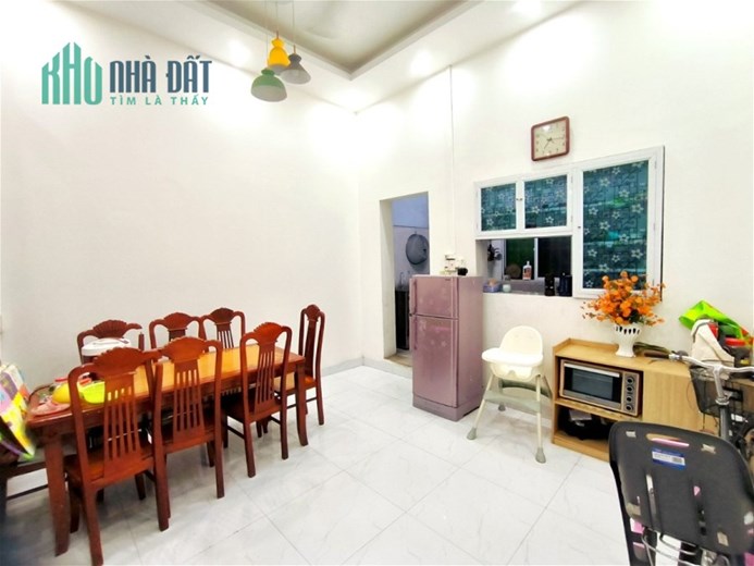 Bán nhà  Xuân Đỉnh Lô góc -Oto vào nhà 110m 4 tầng 11.4tỷ