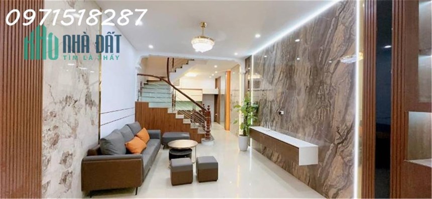 Nhà Vũ Xuân Thiều,DT 74m2, 4T giá 5.2 tỷ có thương lượng