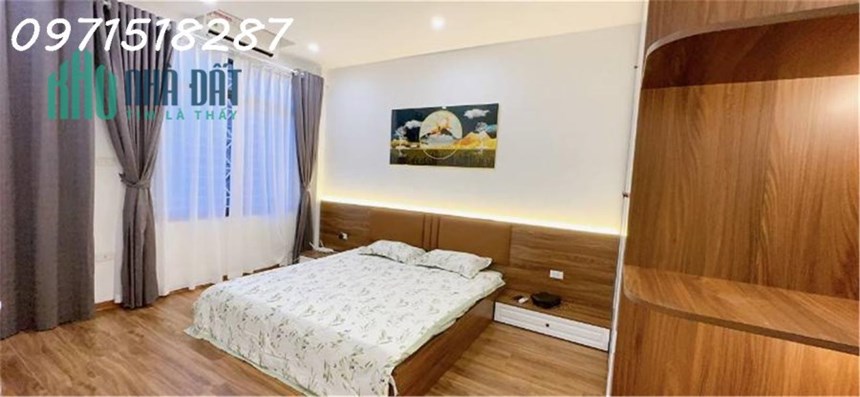 Nhà Vũ Xuân Thiều,DT 74m2, 4T giá 5.2 tỷ có thương lượng