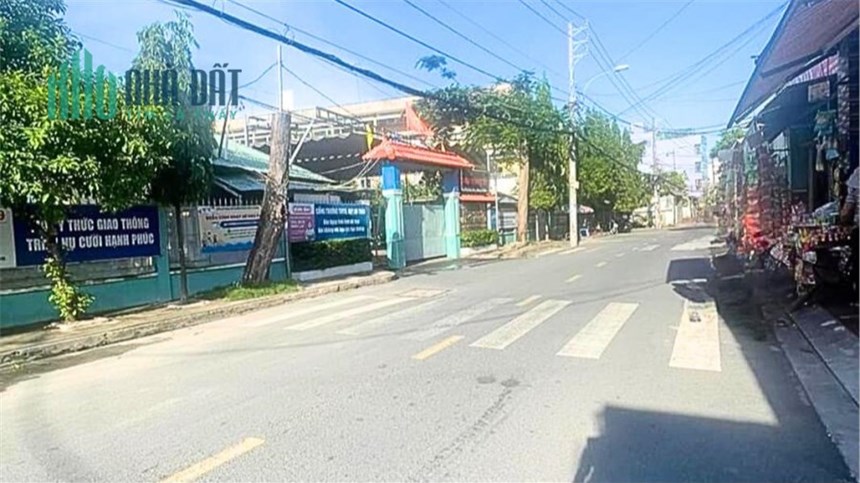 TT QUẬN 12 - 1 BƯỚC QUA GÒ VẤP - HẺM 3M THÔNG - 40M RA MẶT TIỀN - KHÔNG QUY HOẠCH - 66M2 - 3L -