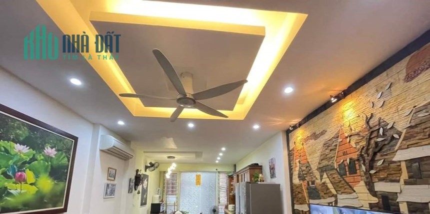NGÕ THÔNG - HÀO NAM - ĐỐNG ĐA - 40M2 X 5 TẦNG - Mặt tiền 4M - 5PN - NHỈNH 5 TỶ