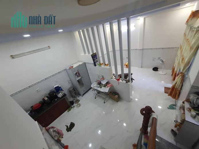 Sổ vuông vức, đẹp, 3 tầng, 3 mặt thoáng, 5 phòng ngủ, giá chỉ 6 tỷ, Khuê Trung