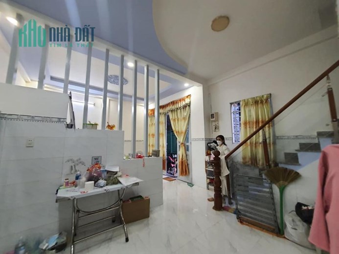 Sổ vuông vức, đẹp, 3 tầng, 3 mặt thoáng, 5 phòng ngủ, giá chỉ 6 tỷ, Khuê Trung