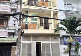 Nhà mặt tiền 4 Tầng Himlam Bình Chánh, Nội Thất rất đẹp, xe hơi ngủ trong nhà