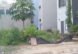 Chính chủ bán đất DT 200m2, MT 9m ngõ 466 Ngô Gia Tự, Đức Giang ,Long Biên