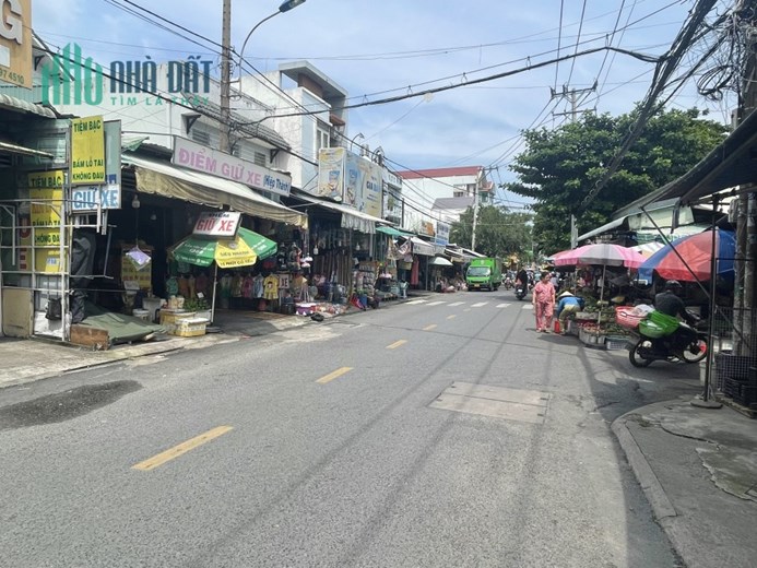 MẶT TIỀN KINH DOANH ĐA NGÀNH - NGAY CHỢ HIỆP THÀNH QUẬN 12 - 298M2, NGANG HƠN 6M, NỞ HẬU 20M, 4