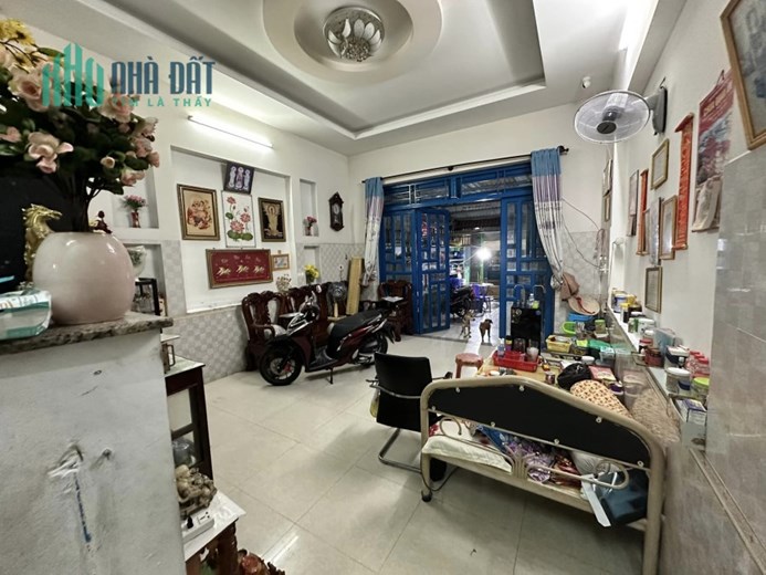MẶT TIỀN KINH DOANH ĐA NGÀNH - NGAY CHỢ HIỆP THÀNH QUẬN 12 - 298M2, NGANG HƠN 6M, NỞ HẬU 20M, 4