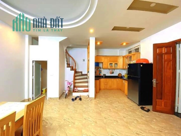 Bán Nhà Phố Pháo Đài Láng 44m2 x 5 tầng, 4 phòng ngủ đầy đủ công năng, nội thất sang trọng, gần Phố