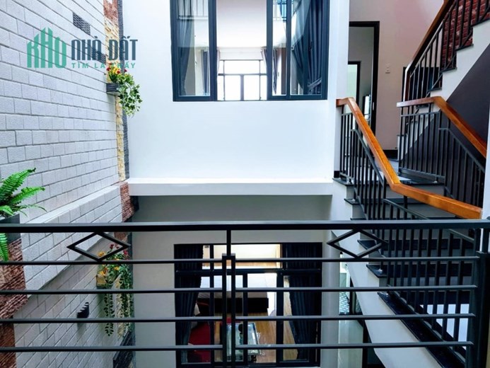 NHÀ MẶT TIỀN VIP VEN SÔNG HÀN – 4 TẦNG 6 PHÒNG FULL ĐỒ - VỪA Ở VỪA KINH DOANH