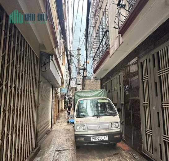 Bán nhà Khương Đình 40m x 5 tầng, mt: 4m, nhà đepj, ở luôn, dòng tiền ổn định