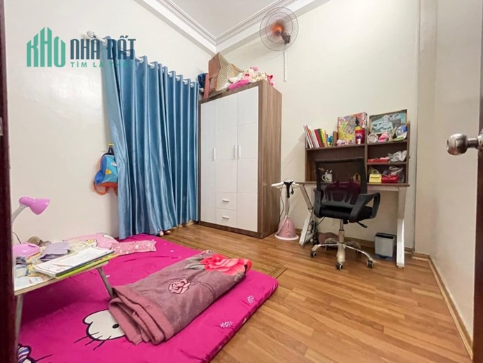 Bán nhà Khương Đình 45m x 4 tầng, mt: 4.2m.Giá chào: 5.05 tỷ, ngõ thông, nhà đẹp ở luôn