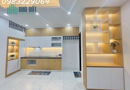Tôi cần bán nhà riêng tại Mễ Trì Hạ về ngoại ở 35m2 x 4 tầng MT6m chỉ 4,15 tỷ.
