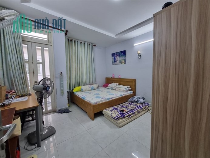 Cực Ngộp, Giảm 2.4 tỷ! Nhà Hồng Lạc, Tân Bình – 45m2, 4 tầng, 5 tỷ