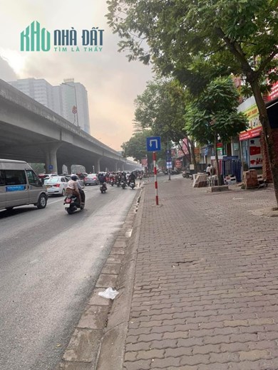 [ GIÁ ĐẦU TƯ ] MP KHUẤT DUY TIẾN GẦN PHỐ NGỤY NHƯ KON TUM 135M2, HÈ 8M, SỔ A4