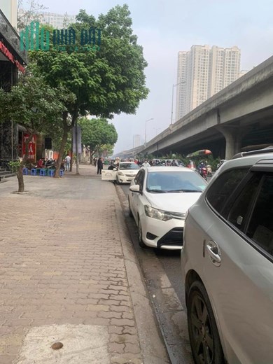 [ GIÁ ĐẦU TƯ ] MP KHUẤT DUY TIẾN GẦN PHỐ NGỤY NHƯ KON TUM 135M2, HÈ 8M, SỔ A4