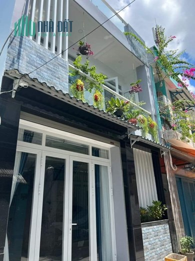 BÁN NHÀ 43M2 HXH 2TẦNG ĐƯỜNG THẠCH LAM QUẬN TÂN PHÚ HƠN 4TỶ.