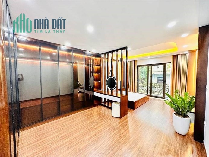 Bán nhà  phố Võng Thị - otô tránh -thang máy kinh doanh 65m 6tầng 14.5tỷ