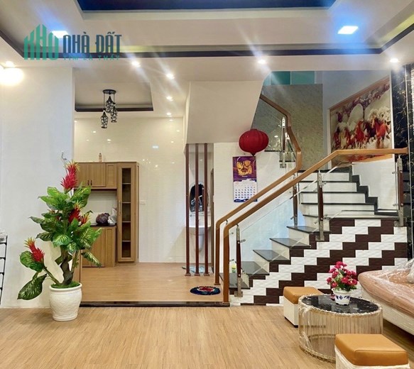 Giảm 2 tỷ. Bán nhà 3 tầng kiên cố - 2 mặt tiền đường 7.5m - Dòng Tiền 25 Tr/T