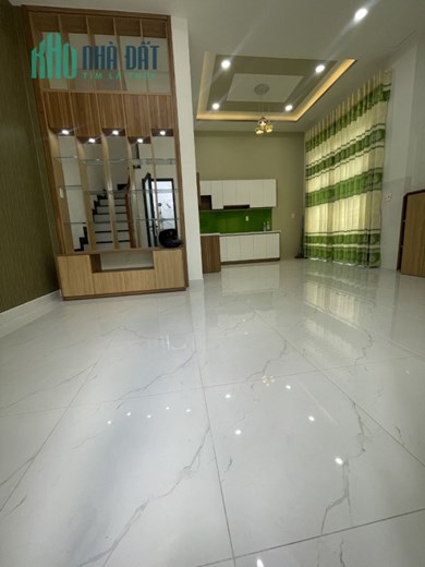 Mặt tiền HXH Phan Huy ích, 4.5m x12m,4tầng, chỉ 5.65 tỷ