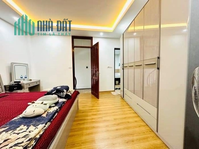 Bán gấp nhà Tôn Đức Thắng lô góc 20m ra ô tô Full nội thất 35m 5Tg MT 4,1m hơn 5 tỷ LHCC.