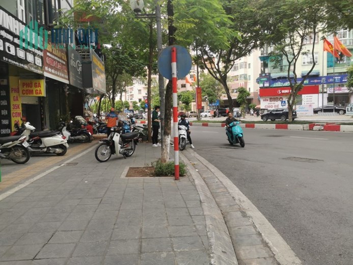BÁN NHÀ MẶT PHỐ TRẦN ĐĂNG NINH CẦU GIẤY, 45M2, 4 TẦNG, 20.5 TỶ.