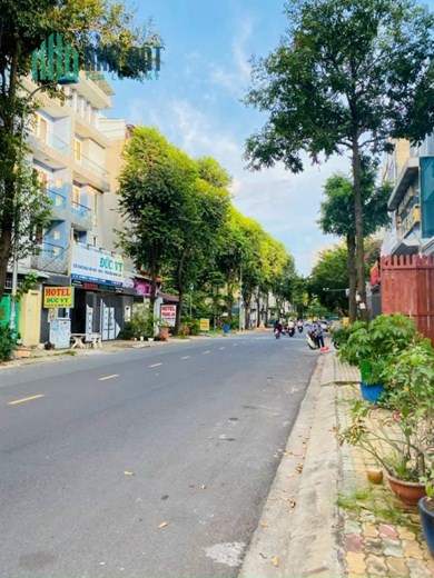 GẤP BÁN NHÀ mặt tiền đường hai làn xe D2 Tăng Nhơn Phú A ,TP Thủ Đức. Nhà siêu đẹp, Thuận tiện làm