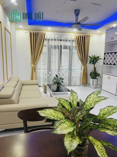 CỰC PHẨM, 6,8 TỶ TRẦN BÌNH,CẦU GIẤY-GẦN PHỐ-NGÕ OTO-NỘI THẤT CAO CẤP