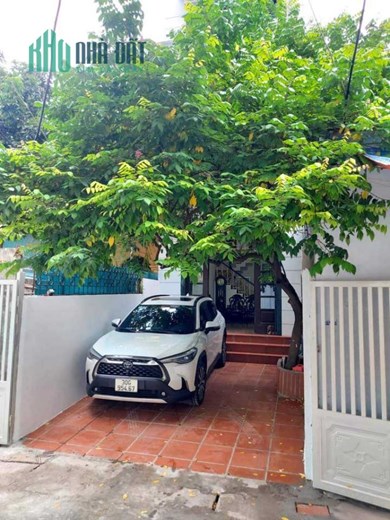 Bán Nhà Phố Nguyễn Khang 65/98m2 x 4 tầng, khu phân lô ô tô vào nhà, 4 phòng ngủ + sân trước sau,