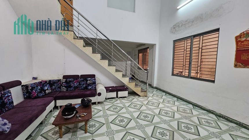 ♪ Nhà Hoàng Diệu, 3 mặt kiệt rộng thẳng, 40m2, 2.5 tầng, nhỉnh 2 tỷ