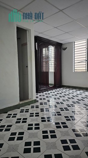 ♪ Nhà Hoàng Diệu, 3 mặt kiệt rộng thẳng, 40m2, 2.5 tầng, nhỉnh 2 tỷ