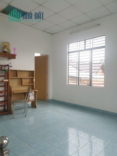 ♪ Nhà Hoàng Diệu, 3 mặt kiệt rộng thẳng, 40m2, 2.5 tầng, nhỉnh 2 tỷ