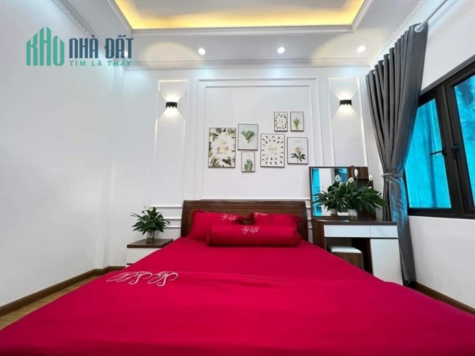 Bán nhà Ngõ Gốc Đề 42m2x4 tầng giá SIÊU HỜI chỉ 96 triệu/m2 không thể có căn thứ 2.