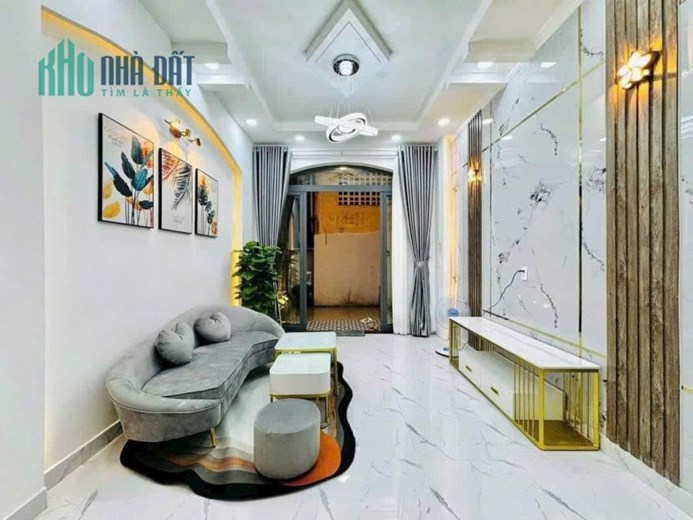 Cần tiền trữ hàng TẾT bán nhà 4 tỷ giảm còn 3.5 tỷ Trường Chinh DT 68.2m2, Quận 12.