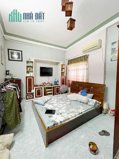 BÁN NHÀ HUỲNH TẤN PHÁT, PT, QUẬN 7,  5X15M, ĐƯỜNG 8M, 3 TẦNG, NHỈNH 8 TỶ