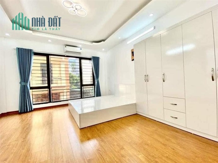 NHÀ ĐẸP DÂN XÂY PHỐ YÊN XÁ 5T 35M MT4M 3.85 TỶ