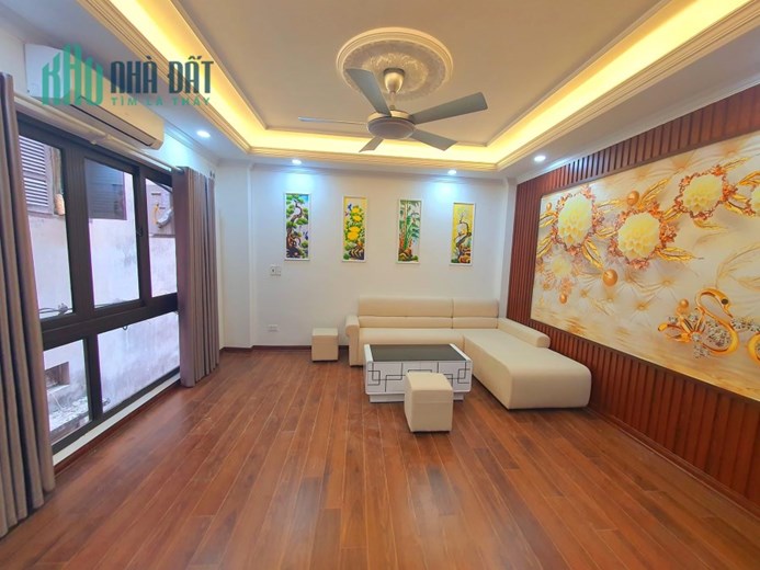 Bán nhà Khương Đình 32m x 6 tầng thang máy, sau 1 nhà ra phố, sổ đẹp miễn bàn