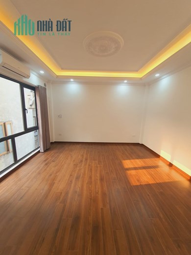 Bán nhà Khương Đình 32m x 6 tầng thang máy, sau 1 nhà ra phố, sổ đẹp miễn bàn