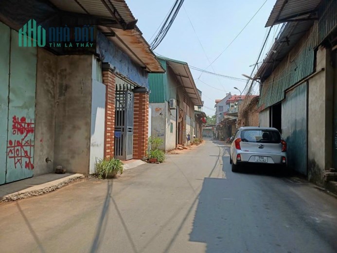 Lô góc diện tích 100 m mt 8 m giá chỉ 1.3 tỷ 
Hương Mạc Từ Sơn Bắc Ninh