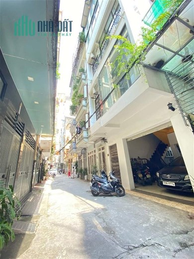 Bán Nhà Phố Đường Láng Quận Đống Đa. 44m Mặt Tiền 5.5m Nhỉnh 10 Tỷ. Cam Kết Ảnh Thật Mô Tả Chính